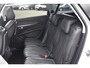 Peugeot 5008 1.2 PureTech Allure | Automaat | Panoramadak | Trekhaak | Climate Control | Cruise Control | 360* Camera | Dodehoeksensoren | Elektrisch Bedienbare Kofferklep | Apple Carplay/Android Auto |