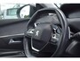 Peugeot 5008 1.2 PureTech Allure | Automaat | Panoramadak | Trekhaak | Climate Control | Cruise Control | 360* Camera | Dodehoeksensoren | Elektrisch Bedienbare Kofferklep | Apple Carplay/Android Auto |