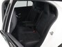 Mercedes-Benz A-klasse 180 Star Edition AMG Line | Night | Keyless go | Multispaaks | Sfeerverlichting | Stoelverwarming | Panoramadak | Achteruitrijcamera |