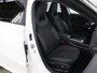 Mercedes-Benz A-klasse 180 Star Edition AMG Line | Night | Keyless go | Multispaaks | Sfeerverlichting | Stoelverwarming | Panoramadak | Achteruitrijcamera |