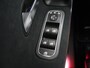 Mercedes-Benz A-klasse 180 Star Edition AMG Line | Night | Keyless go | Multispaaks | Sfeerverlichting | Stoelverwarming | Panoramadak | Achteruitrijcamera |