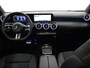 Mercedes-Benz A-klasse 180 Star Edition AMG Line | Night | Keyless go | Multispaaks | Sfeerverlichting | Stoelverwarming | Panoramadak | Achteruitrijcamera |