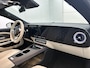 Mercedes-Benz CLA 200 Business Solution Luxury 58 kWh | Advanced Plus pakket | Winterpakket | Rijassistentiepakket Plus | Warmtewerend, donkergetint glas | Massagefunctie | Sierdelen openporig bruin eikenhout met aluminium lijnen | Vast panoramadak |