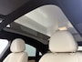 Mercedes-Benz CLA 200 Business Solution Luxury 58 kWh | Advanced Plus pakket | Winterpakket | Rijassistentiepakket Plus | Warmtewerend, donkergetint glas | Massagefunctie | Sierdelen openporig bruin eikenhout met aluminium lijnen | Vast panoramadak |