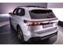 Volkswagen Tiguan R-Line Edition 1.5 TSI eHybrid 272pk DSG Automaat Trekhaak, Black Style, Panoramadak, Adaptive cruise control, 360 camera, Navigatie