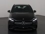 Mercedes-Benz B-klasse 180 Star Edition AMG Line | Trekhaak | Panoramadak-schuifdak | Stuurverwarming | Sfeerverlichting