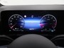 Mercedes-Benz B-klasse 180 Star Edition AMG Line | Trekhaak | Panoramadak-schuifdak | Stuurverwarming | Sfeerverlichting