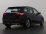 Mercedes-Benz B-klasse 180 Star Edition AMG Line | Trekhaak | Panoramadak-schuifdak | Stuurverwarming | Sfeerverlichting