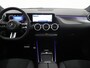 Mercedes-Benz B-klasse 180 Star Edition AMG Line | Trekhaak | Panoramadak-schuifdak | Stuurverwarming | Sfeerverlichting