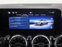 Mercedes-Benz B-klasse 180 Star Edition AMG Line | Trekhaak | Panoramadak-schuifdak | Stuurverwarming | Sfeerverlichting