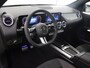 Mercedes-Benz B-klasse 180 Star Edition AMG Line | Trekhaak | Panoramadak-schuifdak | Stuurverwarming | Sfeerverlichting