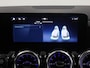 Mercedes-Benz B-klasse 180 Star Edition AMG Line | Trekhaak | Panoramadak-schuifdak | Stuurverwarming | Sfeerverlichting