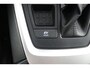 Toyota RAV4 2.5 Hybrid TeamNL | Leder bekleding | Trekhaak | stoelverwarming | Apple Carplay/Android Auto |