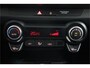 Kia Stonic 1.0 T-GDi MHEV DynamicLine Apple Carplay/ Android Auto - Cruise Control - Airco - Achteruitrijcamera - Fabrieksgarantie tot 04-2032