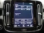 Volvo XC40 1.5 T4 Recharge Inscription | APPLE CARPLAY | ANDROID AUTO | HALF-LEDER BEKLEDING | HARMAN / KARDON | ELEKTRISCHE ACHTERKLEP | ACHTERUITRIJCAMERA | STOELVERWARMING | STUURWIELVERWARMING | NAVIGATIE | LICHTMETALEN VELGEN |