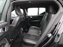 Volvo XC40 1.5 T4 Recharge Inscription | APPLE CARPLAY | ANDROID AUTO | HALF-LEDER BEKLEDING | HARMAN / KARDON | ELEKTRISCHE ACHTERKLEP | ACHTERUITRIJCAMERA | STOELVERWARMING | STUURWIELVERWARMING | NAVIGATIE | LICHTMETALEN VELGEN |