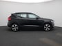 Volvo XC40 1.5 T4 Recharge Inscription | APPLE CARPLAY | ANDROID AUTO | HALF-LEDER BEKLEDING | HARMAN / KARDON | ELEKTRISCHE ACHTERKLEP | ACHTERUITRIJCAMERA | STOELVERWARMING | STUURWIELVERWARMING | NAVIGATIE | LICHTMETALEN VELGEN |