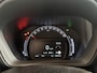 Toyota Aygo X 1.0 VVT-i MT Play | Rood Sticker pakket | CarPlay | Camera achter |
