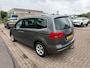 Volkswagen Sharan 2.0 TDI Highline 7p. Automaat, Panodak, APK 06-27