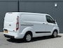 Ford Transit Custom 2.0 TDCI E6 / L1H1 / 1e EIG. / INRICHTING / 2.5 TONS TREKHAAK / 3-ZITS / AIRCO / CRUISE / LED