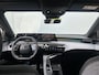 Peugeot e-5008 GT Long Range 5p. 97 kWh | Elektrische stoelen | 360 camera | Adaptieve Cruise Control | Draadloze Apple Carplay/Android Auto