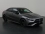 Mercedes-Benz A-klasse 180 Star Edition AMG Line | Night | Multispaaks velgen | Panoramasdak | Achteruitrijcamera | Sfeerverlichting | Keyless go |