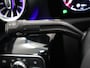 Mercedes-Benz A-klasse 180 Star Edition AMG Line | Night | Multispaaks velgen | Panoramasdak | Achteruitrijcamera | Sfeerverlichting | Keyless go |