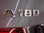 Mercedes-Benz A-klasse 180 Star Edition AMG Line | Night | Multispaaks velgen | Panoramasdak | Achteruitrijcamera | Sfeerverlichting | Keyless go |