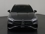 Mercedes-Benz A-klasse 180 Star Edition AMG Line | Night | Multispaaks velgen | Panoramasdak | Achteruitrijcamera | Sfeerverlichting | Keyless go |