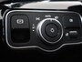Mercedes-Benz A-klasse 180 Star Edition AMG Line | Night | Multispaaks velgen | Panoramasdak | Achteruitrijcamera | Sfeerverlichting | Keyless go |