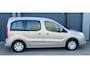 Peugeot Partner Tepee 1.6 XT 109pk Executive | Lage KM NAP |5 Persoons | Trekhaak | Rijklaar | Benzine |