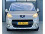 Peugeot Partner Tepee 1.6 XT 109pk Executive | Lage KM NAP |5 Persoons | Trekhaak | Rijklaar | Benzine |