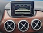 Mercedes-Benz B-klasse 180 Prestige Comfort / Schuif kanteldak / Leder bekleding / Bluetooth / ECC / Parkeersensoren / NL auto