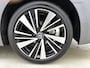 Toyota Corolla Touring Sports Hybrid 140 Dynamic | Stoelverwarming | Parkeersensoren V+A | Navigatie |