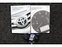 Toyota Corolla Touring Sports 1.8 Hybrid Style Premium | parkeersensor voor en achter | navigatie | Stoel stuur en voorruitverwarming |