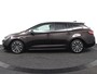 Toyota Corolla Touring Sports 1.8 Hybrid Style Premium | parkeersensor voor en achter | navigatie | Stoel stuur en voorruitverwarming |