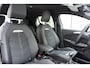 Opel Corsa 1.2 Turbo Ultimate 17'' lichtmetalen velgen | LED matrix verlichting | Alcantara bekleding | Camera | Stoelverwarming | Navigatie | Keyless | Stoelmassage