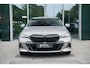 BMW 5-Serie Touring 530e xDrive | M Sportpakket | Trekhaak | Driving Assistant Plus | Harman Kardon sound | Adaptieve LED koplampen | Adaptieve Cruise Controle |