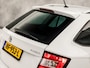 Skoda Fabia Combi 1.2 TSI Sport (APPLE CARPLAY, NAVIGATIE, CLIMATE, STOELVERWARMING, SPORTSTOELEN, PARKEERSENSOREN, CRUISE, GETINT GLAS, NIEUWSTAAT)