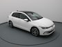 Volkswagen Golf eTSI R-Line 150pk Camera | Adapt. Cruise | Parkeersens. v+a | Stoelverw. | Trekhaak elektrisch.