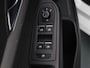 Volkswagen Golf eTSI R-Line 150pk Camera | Adapt. Cruise | Parkeersens. v+a | Stoelverw. | Trekhaak elektrisch.