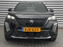 Peugeot e-2008 54KWH 156PK ALLURE AVANTAGE AUTOMAAT / NAVI / LEDER / CLIMA / LED / PDC / 17" LMV / KEYLESS / 360 CAMERA / CRUISECONTROL / 1E EIGENAAR / NIEUWSTAAT !!