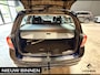 Volvo V70 2.0T Momentum. Cruise-control. leer. Trekhaak. Youngtimer.