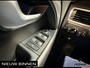 Volvo V70 2.0T Momentum. Cruise-control. leer. Trekhaak. Youngtimer.