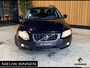 Volvo V70 2.0T Momentum. Cruise-control. leer. Trekhaak. Youngtimer.