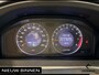 Volvo V70 2.0T Momentum. Cruise-control. leer. Trekhaak. Youngtimer.