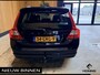 Volvo V70 2.0T Momentum. Cruise-control. leer. Trekhaak. Youngtimer.