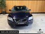 Volvo V70 2.0T Momentum. Cruise-control. leer. Trekhaak. Youngtimer.