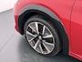 Peugeot e-208 GT Pack 50 kWh | Accu 91% | Navigatie | Alcantara bekleding | Panodak | Camera achter | Automatische airco | Stoelverwarming | Cruis control adaptief | Apple Carplay en Android auto
