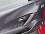 Peugeot e-208 GT Pack 50 kWh | Accu 91% | Navigatie | Alcantara bekleding | Panodak | Camera achter | Automatische airco | Stoelverwarming | Cruis control adaptief | Apple Carplay en Android auto